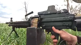 Russian soldiers tested the Ukrainian FN Minimi machine gun, review