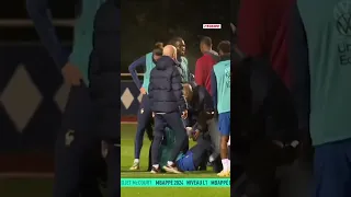 🤕 Eduardo Camavinga touché à un genou lors d'un entraînement de l'équipe de France #shorts