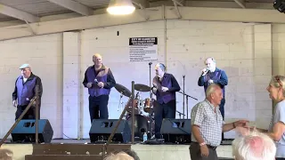 Belairs sing You’re The One at Clairton Oldies Show