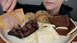 ASMR Chocolate Dessert In Milk [Mukbang/Eating Sounds] 먹방