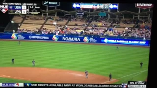 Ryosuke kikuchi  広島東洋カープ #33 blasts a homer to tie the game vs USA in World Baseball Classic 2017