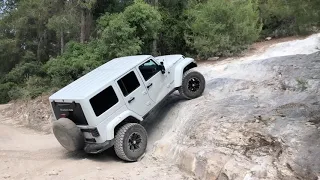 RUBICON vs JIMNY 2019 THE TANKS Off road extreme 4x4 ! חורשן מעלה ליצ'י