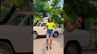 Mileya Mileya Mujhe #shorts | Instagram Reel • Shuffle Dance Video