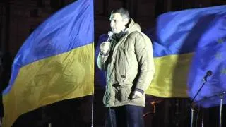 Кличко близько 5 ранку приїхав на Майдан підтримати мітингувальників