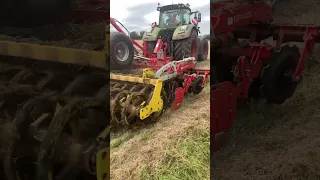 Fendt 942 With 6 m Pöttinger