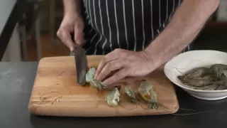 How To - butterfly prawns