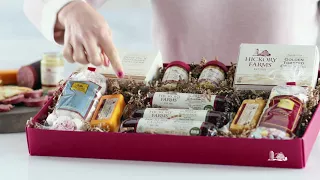 Hickory Farms Meat & Sweet Gift Box