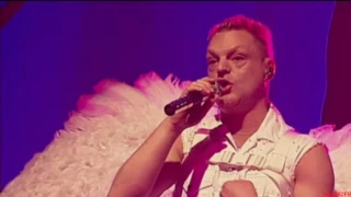 Erasure No Doubt/Victim of love (live in Cologne 2005)