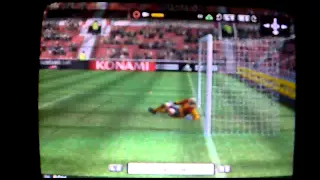 PES 4 - best penalty kick ever LOL