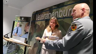 Bundeswehr eröffnet Veteranenbüro in Berlin