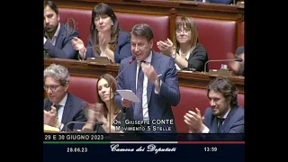 Conte inchioda Giorgia Meloni: gli italiani non ce la fanno più!