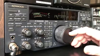 Kenwood TS-870S listening to 80/40/20 meter bands