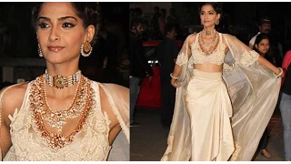 Sonam Kapoor Adjusts Her Embroidered Blouse At Britania Filmfare Awards!