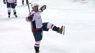 Alex Ovechkin scores from his office vs Penguins, 72 left to Gretzky's record (25 mar 2023)