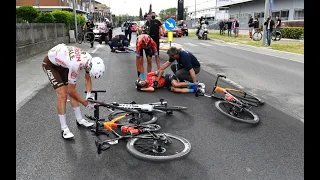 🚩GIRO D'ITALIA 2021: LA CADUTA DI MIKEL LANDA A CATTOLICA