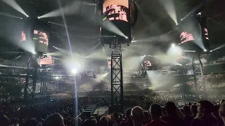 Metallica - St.Louis Night 2 opening trio.. Whiplash, For Whom the Bell Tolls & Ride the Lightning