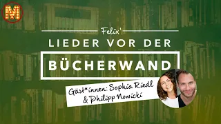 Only Us  - Sophia Riedl & Philipp Nowicki (03) Felix' Lieder vor der Bücherwand
