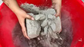 ASMR:soft dusty crispy concrete sand bombastic smashing in lots of water+dry on paste/oddlysatifying