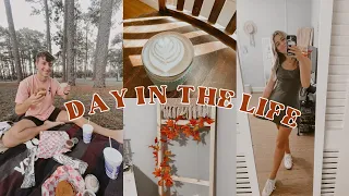 VLOG: decorating for fall, latte art, and date night!