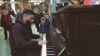 Little kids MESMERISED by street piano performance | R.S.I - Karim Kamar