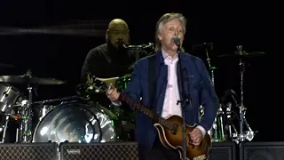 Paul McCartney Junior's farm (extracto) Chile 2019