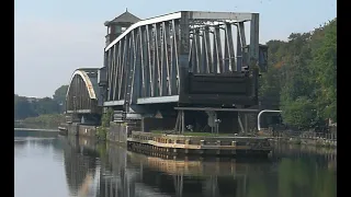 Manchester Ship Canal   Richard Thomas