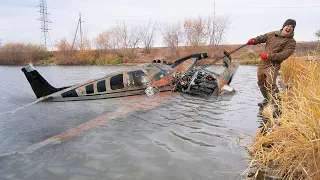 Found Airplane Underwater While Magnet Fishing!