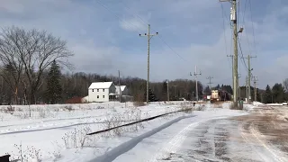 E&LS SD9 #1223 pulling a HUGE line of cars in Groos 2/1/18