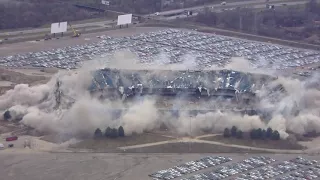 Watch as crews successfully implode the Pontiac Silverdome