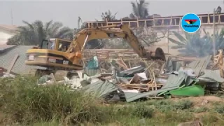 AMA ejects squatters at Nkrumah Circle, demolishes structures