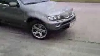 BMW X5 4,4i burnout