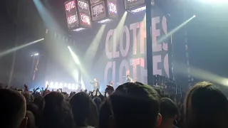 The 1975 - If You're Too Shy (Let Me Know) live @ First Direct Arena, Leeds 17/02/2020