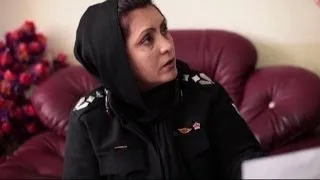 La prima donna capo della polizia in Afghanistan: serve coraggio