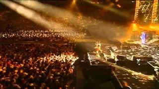 U2 (Zoo TV Sydney) [20]. Lemon