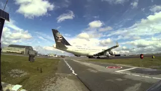 Iron Maiden Ed Force One Boeing 747-400 arrives Toronto