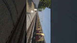 1st Run with E Loco Of 14701 Aravali Express Train [Shri Ganganagar to Mumbai Bandra] #ajmer #train