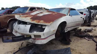 Corvette Tuned Port Injection Tear Down - Scavenging a Wrecked IROC-Z for Parts