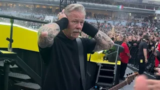 Metallica: ‘No Leaf Clover,’ including moments of James preparing himself- Gothenburg 18.06.23 [4K]