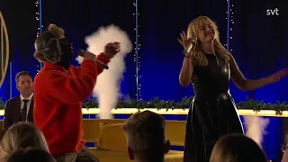 Hooja & Malin Åkerman - Flyga som en ripa @Carina Bergfeldt SVT 2023