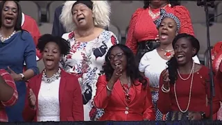 COGIC Mass Choir - There Is No Way featuring Karen Clark Sheard