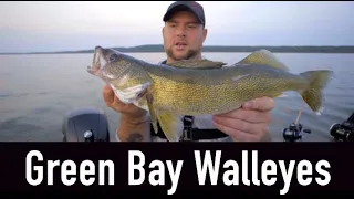 Wisconsin Green Bay Walleye Fishing - DOUBLED UP