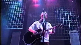 RADIOHEAD - "Karma Police" live at Amnesty International Concert, Paris, 1998