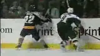 Tootoo vs Robidas one punch