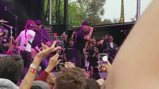 Pennywise singing Bad Religion's "Do What You Want" live @ Sabroso Festival, Dana Point, CA 4/7/2018