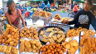 Cambodian street food & Activities people at Boeung Prolit market - Donuts, hotdog, fried cake