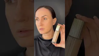 Вау эффект: Антивозрастная тональная основа с пребиотической сывороткой Giordani Gold SPF 12