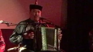 Chirgilchin - Igor Koshkendey Oidupaa bayan solo - throat singing