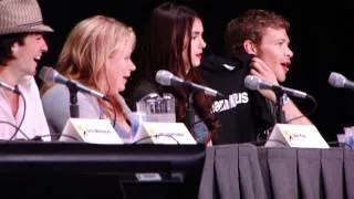 Vampire Diaries Panel Comic Con 2011- Team T-shirts