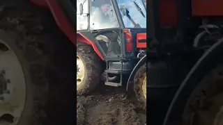 Zetor 5245 in mud
