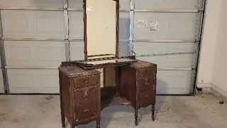 antique princess vanity